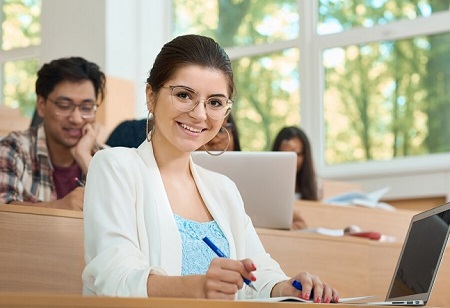 IIT Kanpur Aims to Offer Technology and Business Courses